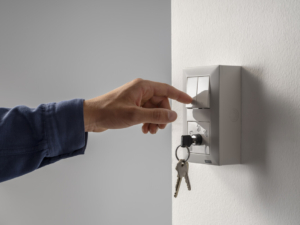 Ausstiegsfunktion per mitgeliefertem Schlüsselschalter