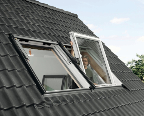 Wer die Heizkosten so weit wie möglich reduzieren möchte, sollte beim Dachfensteraustausch auf energieeffiziente Verglasung der neuen Dachfenster achten. Foto: Velux/akz-o